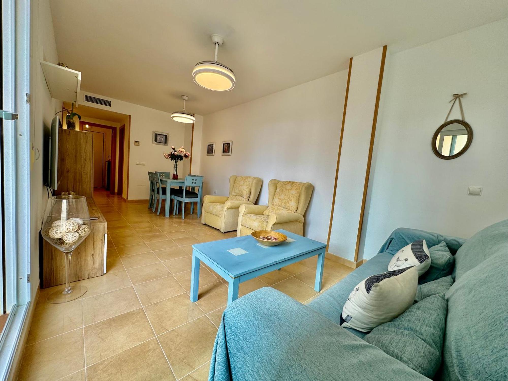 Apartamento Con Vistas Al Mar En Urbanizacion De Lujo *