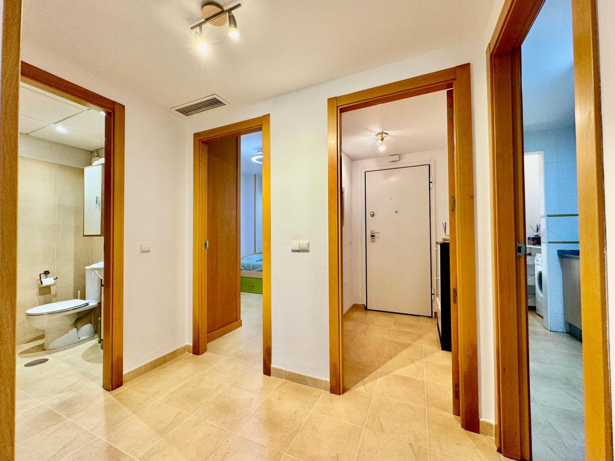 Apartamento Con Vistas Al Mar En Urbanizacion De Lujo